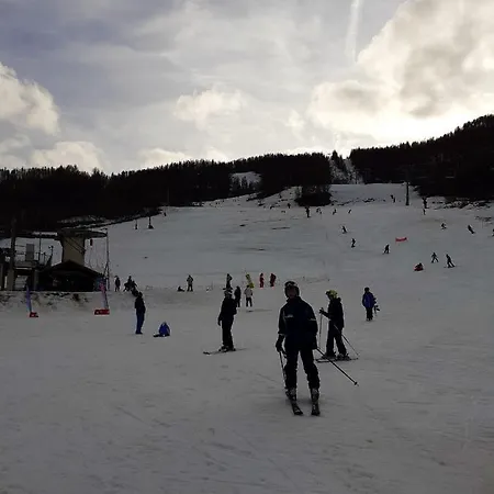 Avec Vue Sur La Montagne A 20 M² Balcon * Allos
