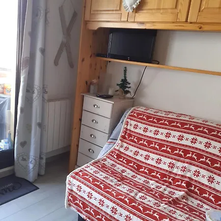 Avec Vue Sur La Montagne A 20 M² Balcon * Allos