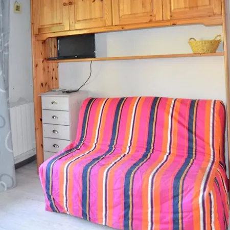 شقة Confortable A 20 M² Avec Vue Montagne ألو