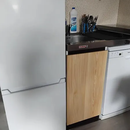 아파트 Confortable A 20 M² Avec Vue Montagne *