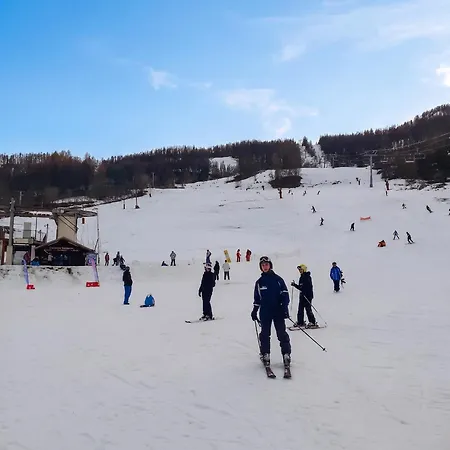 Confortable A 20 M² Avec Vue Montagne *