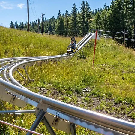 شقة Confortable A 20 M² Avec Vue Montagne ألو